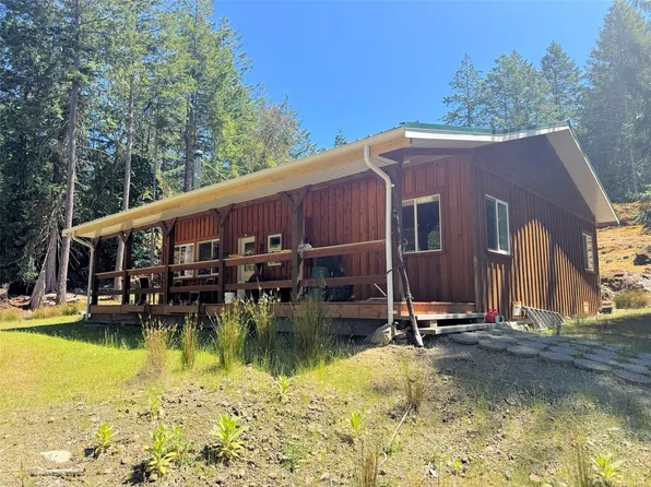 LOT 1 Main St, Tofino, BC V0R 2Z0