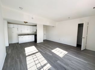 345 Washington St #D, Perth Amboy, NJ 08861