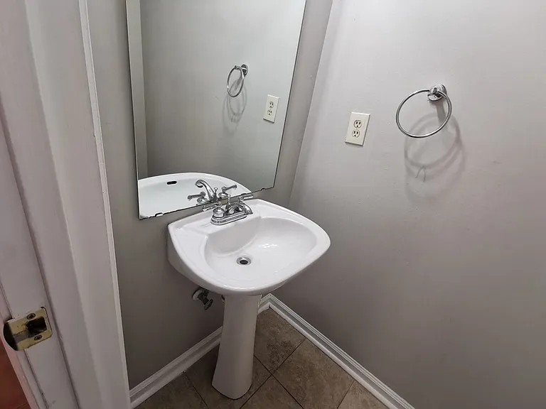 2157 Williams Pl — Photo 15