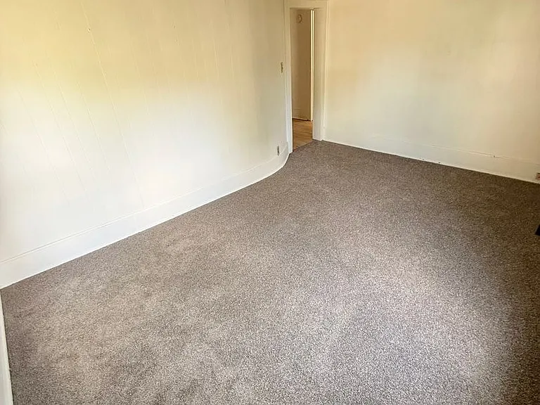 2200 Rebecca St — Photo 5