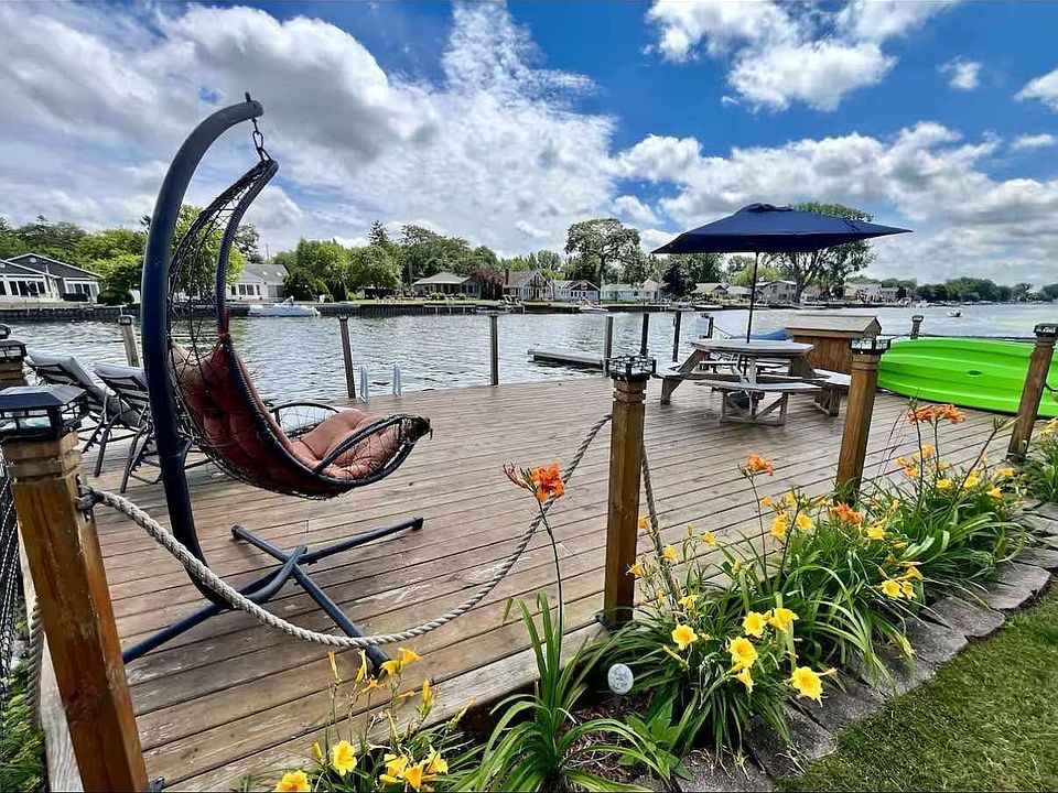 1st image of 292 Lagoon Beach Dr