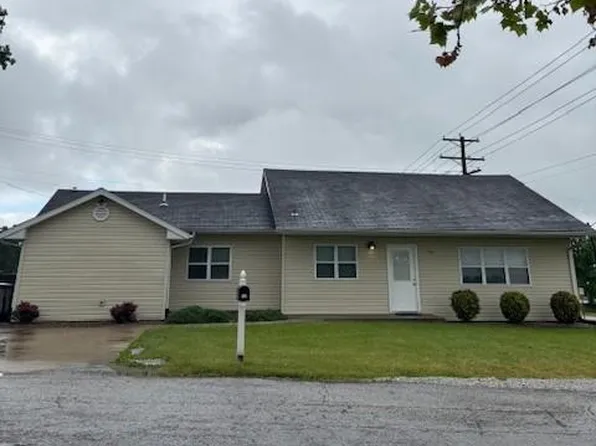 702 Wiles Ln, Kirksville, MO 63501