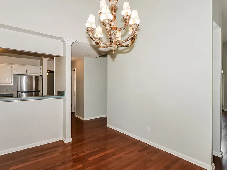 10102 Fox Hunt Dr — Photo 7