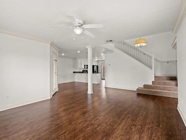 169 Cypress St #1 — Photo 9