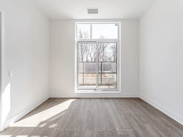 204 Burnhamthorpe Rd E #104 — Photo 20