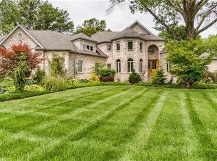 45 Lynnbrook Rd, Saint Louis, MO 63131