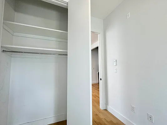 Rented by Pear NYC LLC | media 7