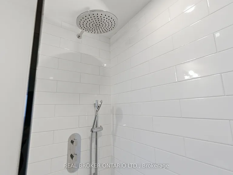 2 Manderley Dr #912 — Photo 42