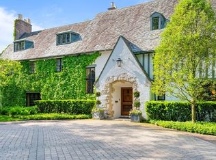 66 Fox Ln, Winnetka, IL 60093