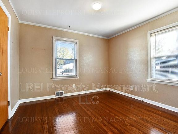5th image of 7719 Carnation Dr