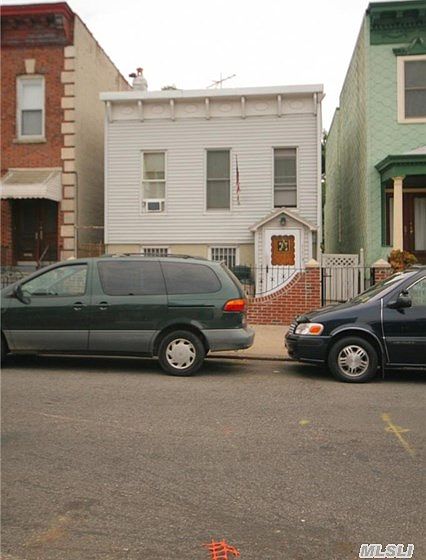 1st image of 3167 45th St