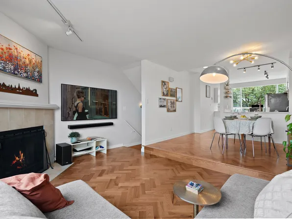 939 W 7th Ave #13, Vancouver, BC V5Z 1C4