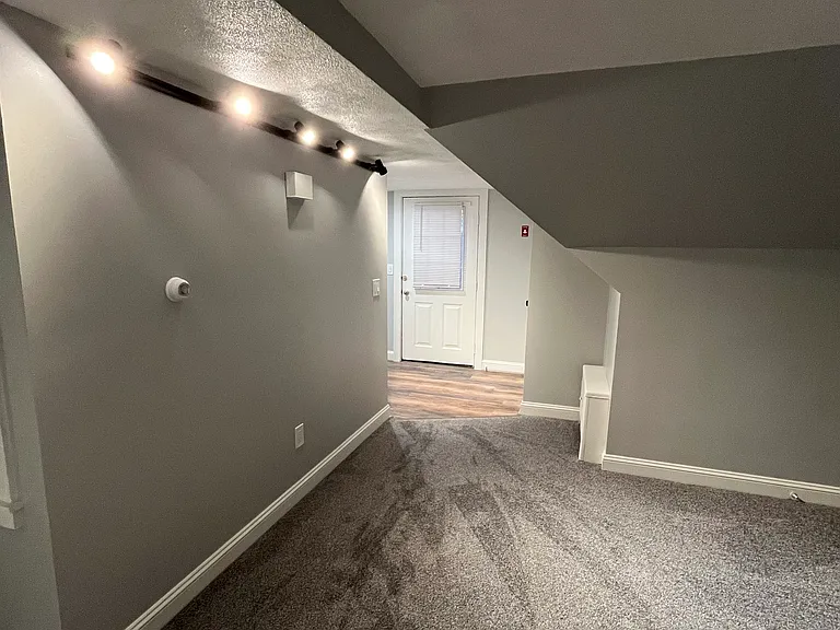 142 Elm St #5 — Photo 7