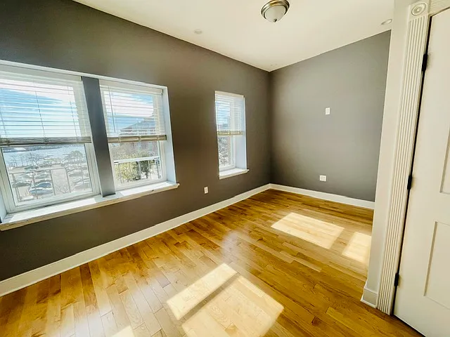 300 North St #5 — Photo 6