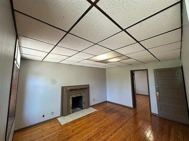 3201-3209 Arsenal St #3205 — Photo 16