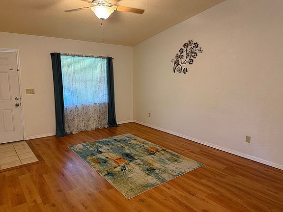 5th image of 17 Almond Rd