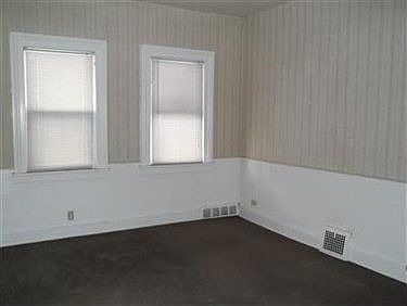 2nd image of 6815 Fullerton Ave