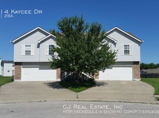 1114 Kaycee Dr, Raymore, MO 64083