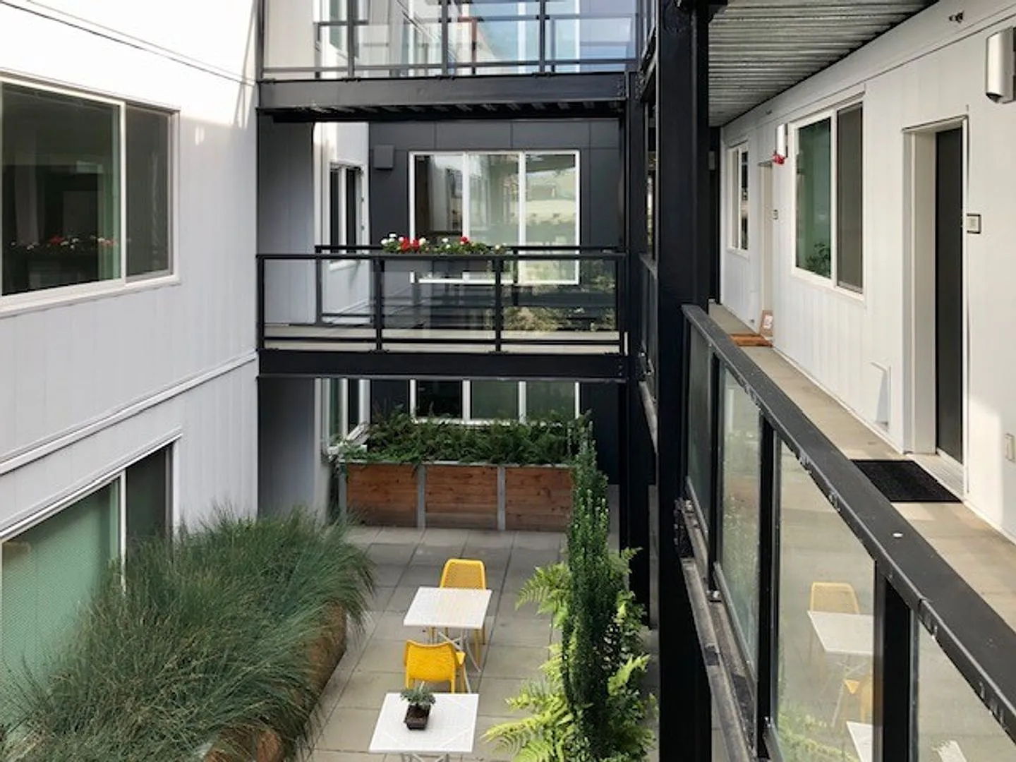 Wallingford 45 Condominium ~ Wallingford — Photo 4