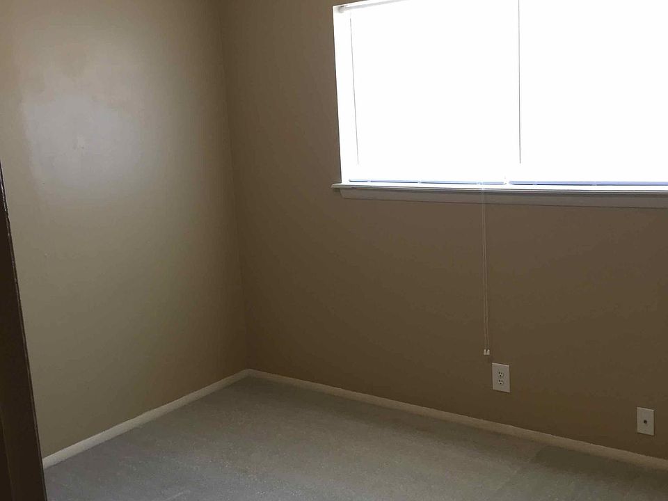 1st image of 2512 S Florence Ave