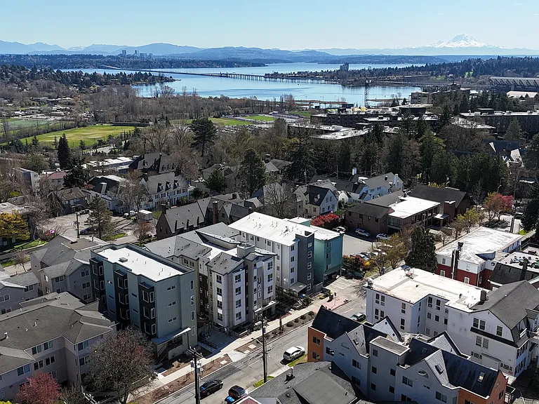 4544 20th Ave NE #103 — Photo 5