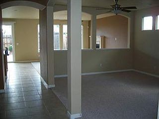 4th image of 1411 Regent Cir