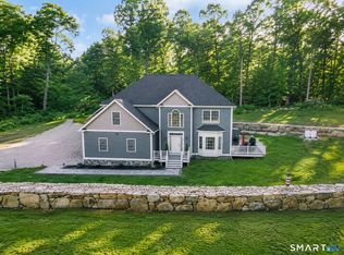 16 Glen Grove Road, Deep River, CT 06417