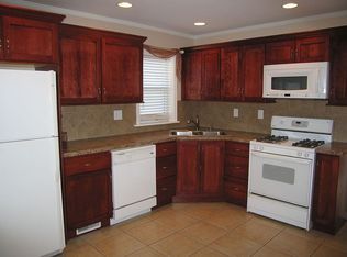 117 Delord Ave, Maryland Heights, MO 63043