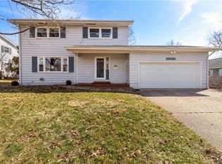 515 Ashby Dr, Charleston, IL