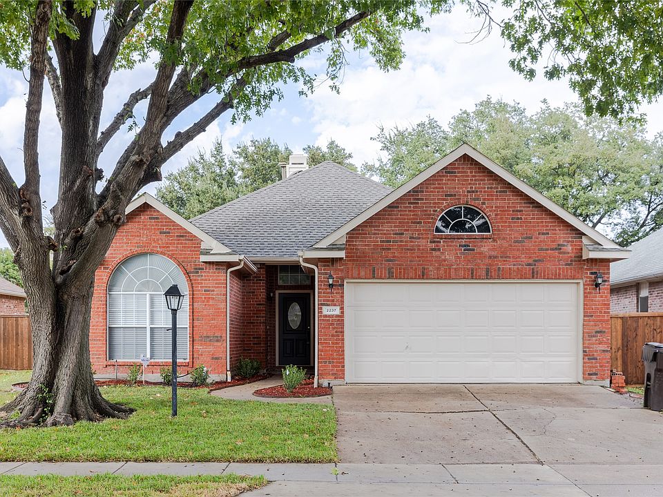 1st image of 2237 Chasefield Dr
