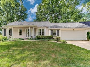 717 Stone Canyon Dr, Ballwin, MO 63021