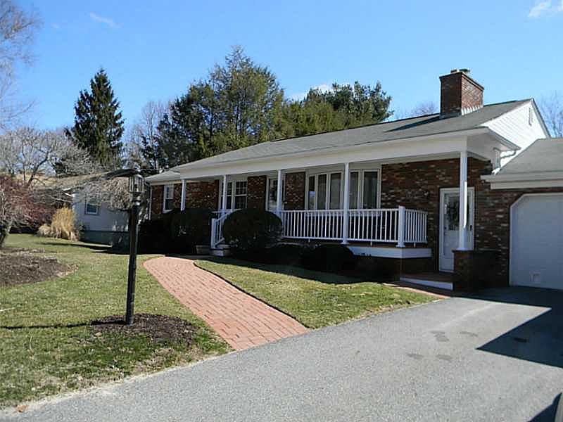 1st image of 5 Lawnacre Dr