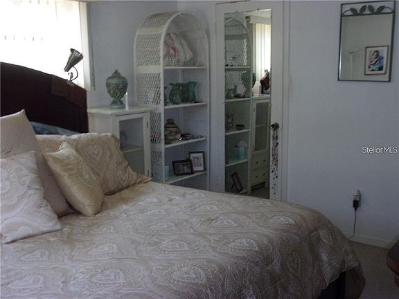 4th image of 1624 S Lake Ave APT 3