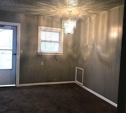 4th image of 734 NE 32nd St