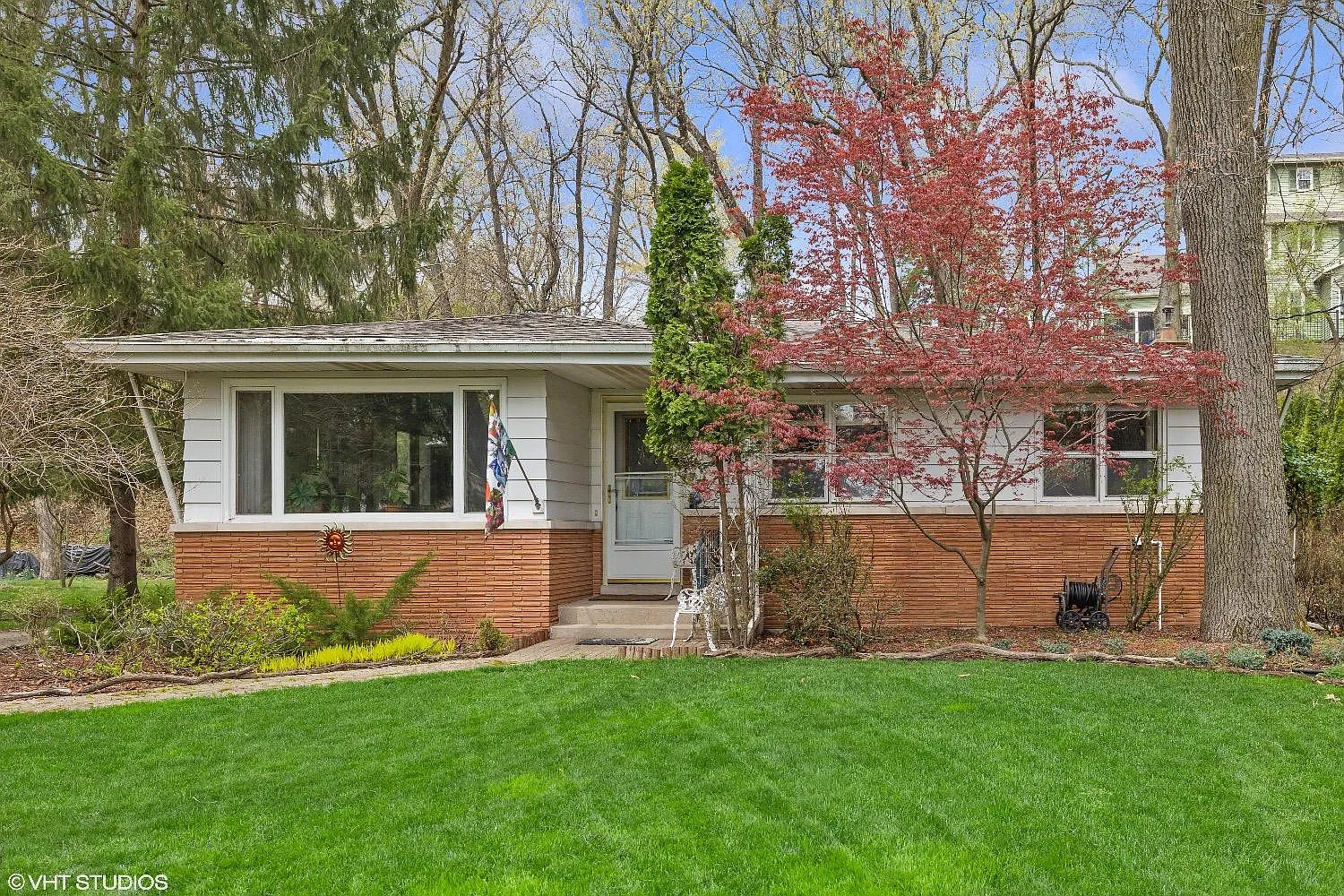 2143 Chastleton Dr photo 1