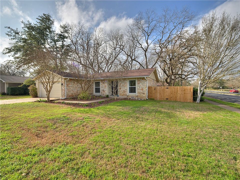 1st image of 12116 Grey Rock Ln
