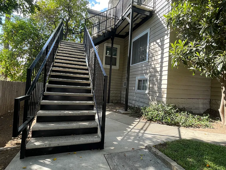 Steps leading to front Door