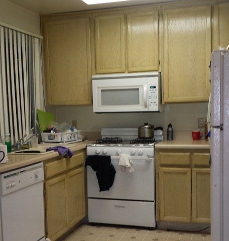 2nd image of 545 Glenrock Ave APT 302