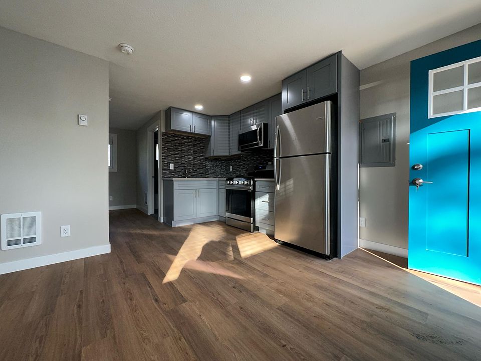 1st image of 15202 Grant Ave SW #2-3-4