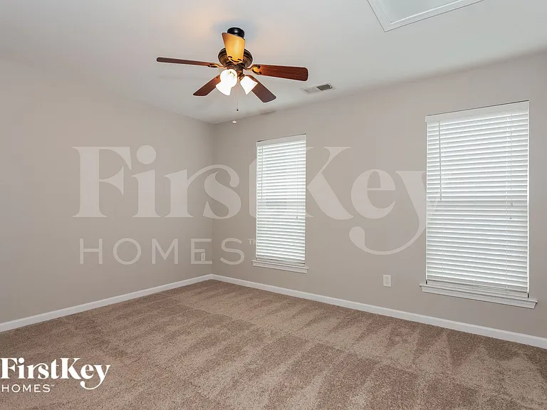 15507 Troubadour Ln — Photo 12