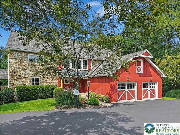 4th image of 4641 Old Bethlehem Pike
