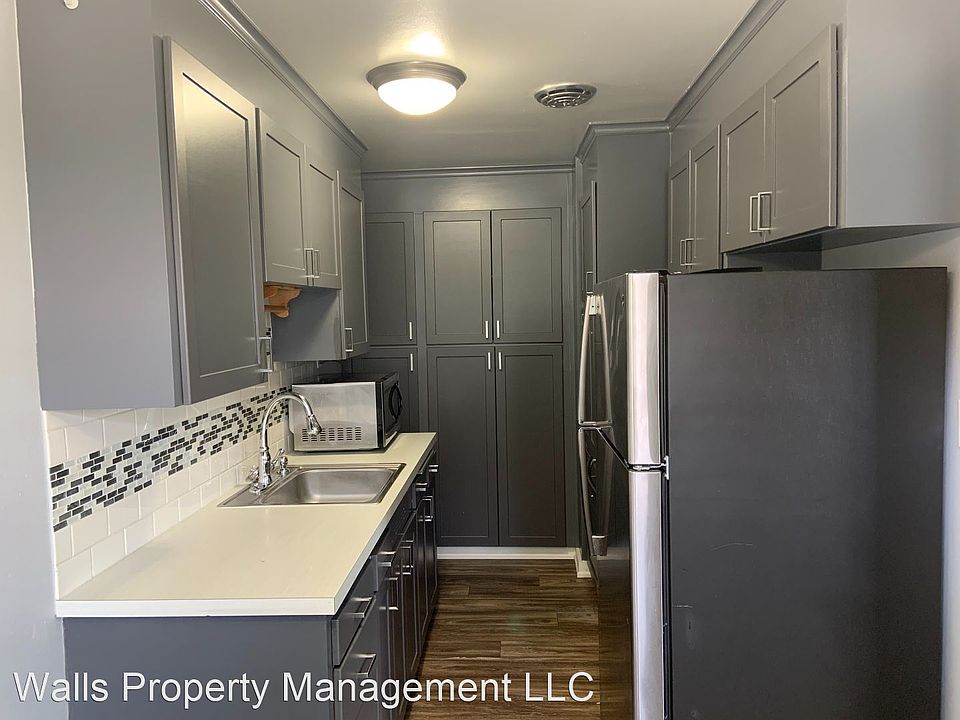 1st image of 3658 Phinney Ave N #9603523