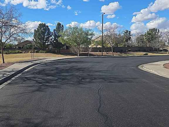 5th image of 298 E Caribbean Dr