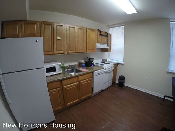 4th image of 419 S 48th St APT 312