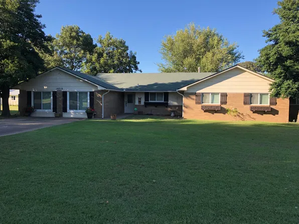 10713 NE 7th St, Oklahoma City, OK 73130