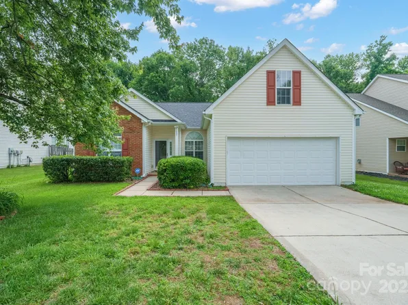 11021 Travis Gulch Dr, Charlotte, NC 28277