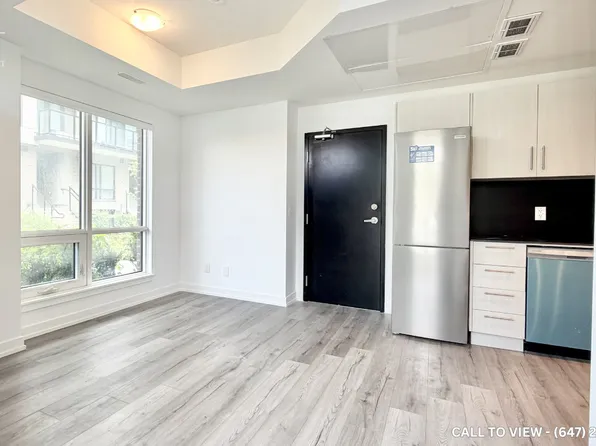861 Sheppard Ave W, Toronto, ON