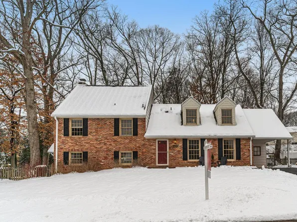 4506 Libbey Dr, Fairfax, VA 22032