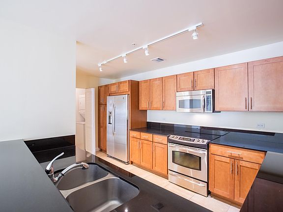 2nd image of 8395 SW 73rd Ave APT 516