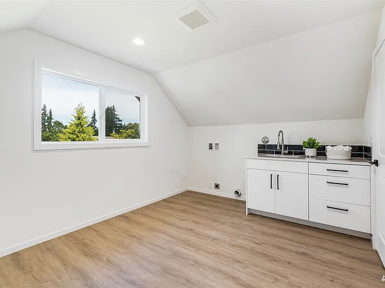 5801 224th St SW — Photo 14